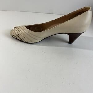 Sesto Meucci Dress Shoes Womens Size 6M Cream Leather Pump Peek Toe Vintage